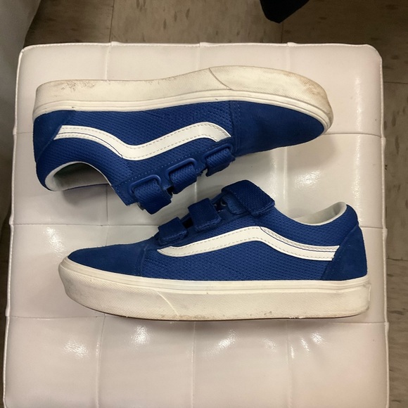 Shoes - Vans ComfyCush Old Sokol Velcro Shoes